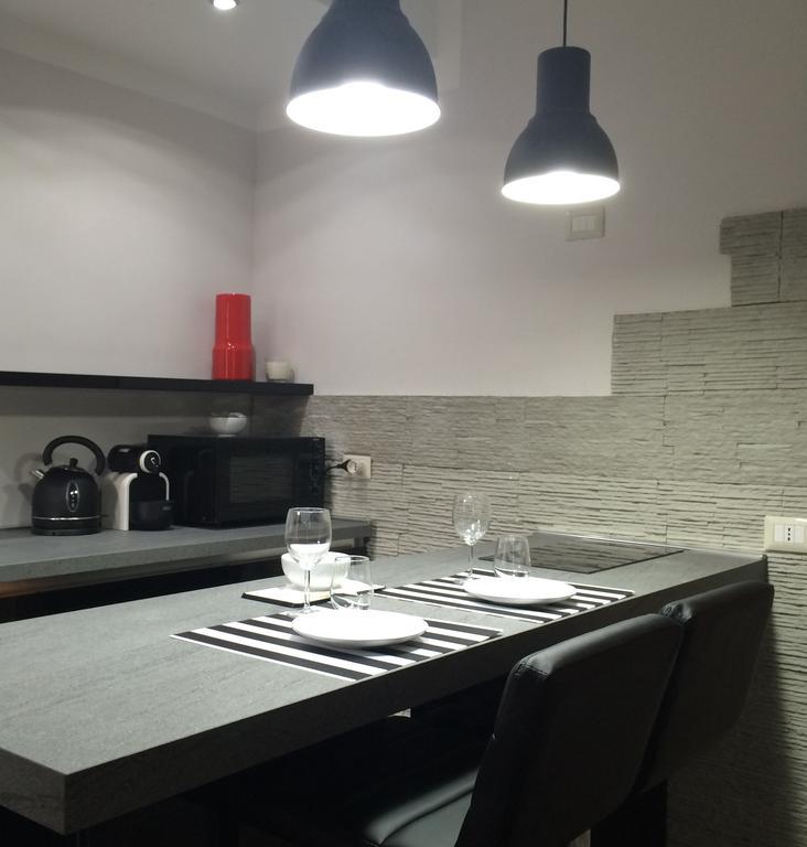 Kibilu - Via Confalonieri - Stazione Garibaldi - Zona Isola Mailand Zimmer foto